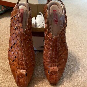 Leather Strapped Shoes